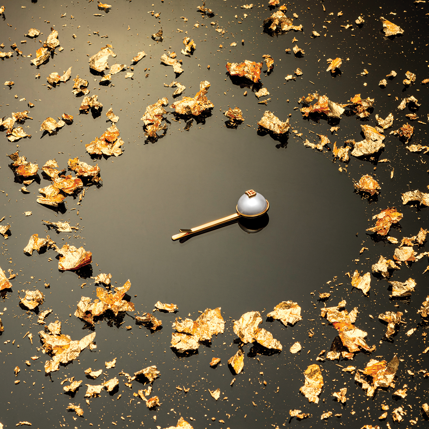 KAMPAANIA - BALMAIN HAIR Anniversary Gold & Pearl Hair Clip - GWP - Image 3